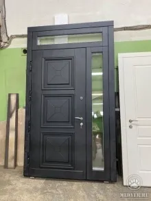 Уличная входная дверь со стеклом-100