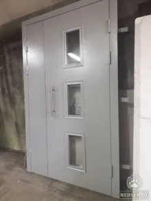 Этажная дверь-19